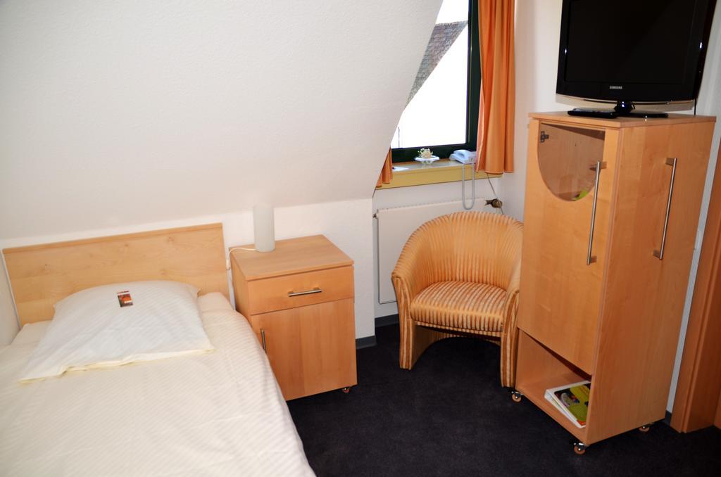 Velcrea Hotel Willebadessen Bilik gambar